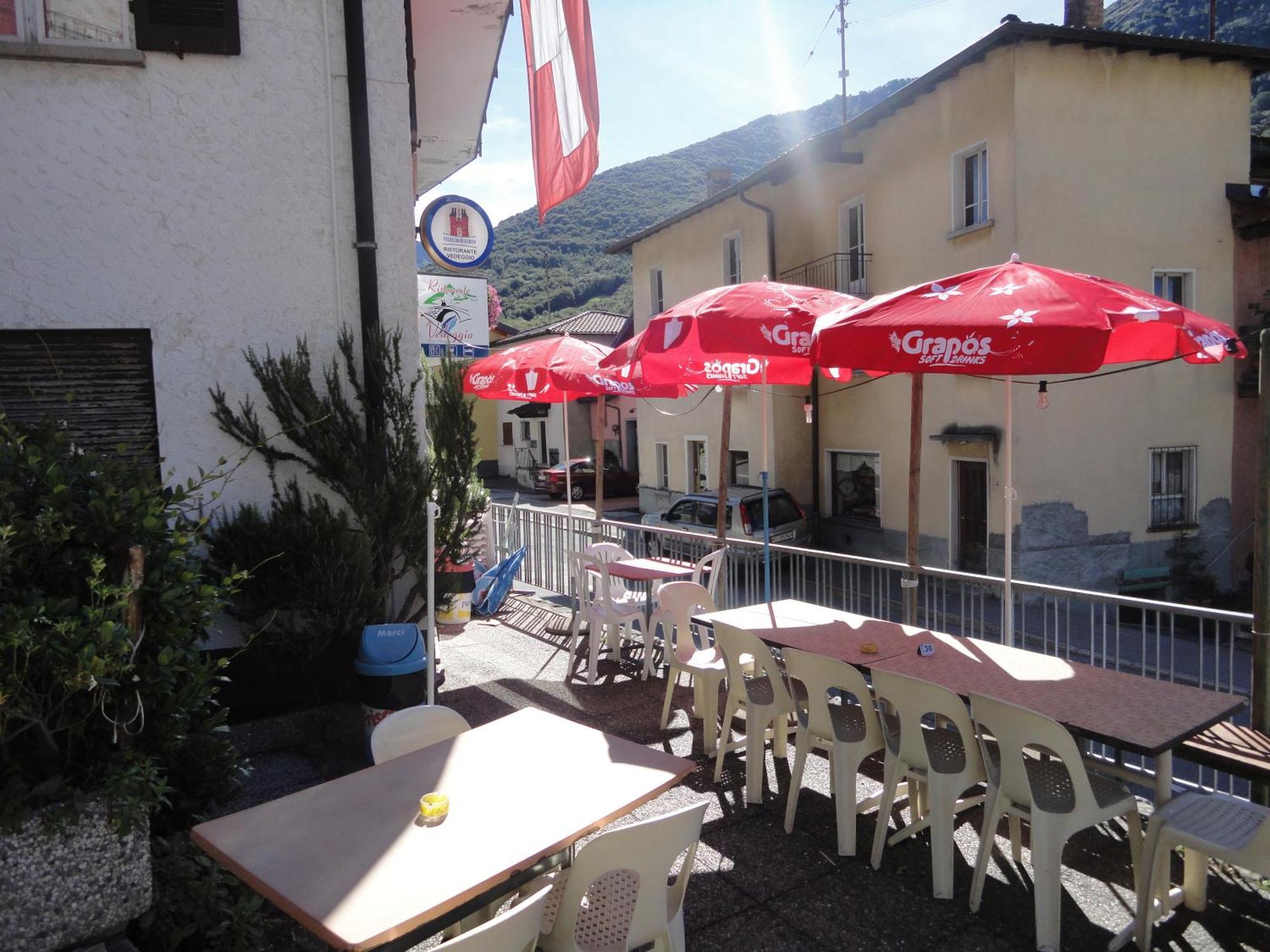Отель Ristorante Vedeggio Isone Экстерьер фото